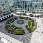 2 Bedroom 2 Bathroom Apartment - City Centre - Free Parking, Fast Wifi, Juliet Balcony And Smart Tv With Skytv And Netflix By Yoko Property